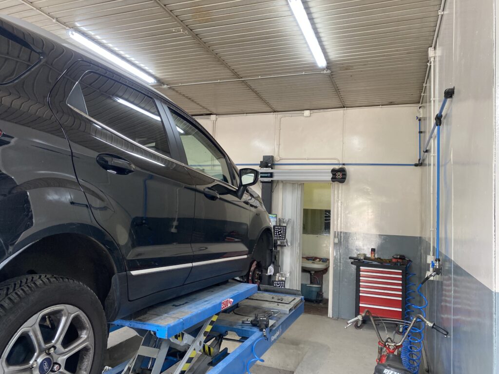 IMG_2856 Bucatura ruote a Roma Flaminia